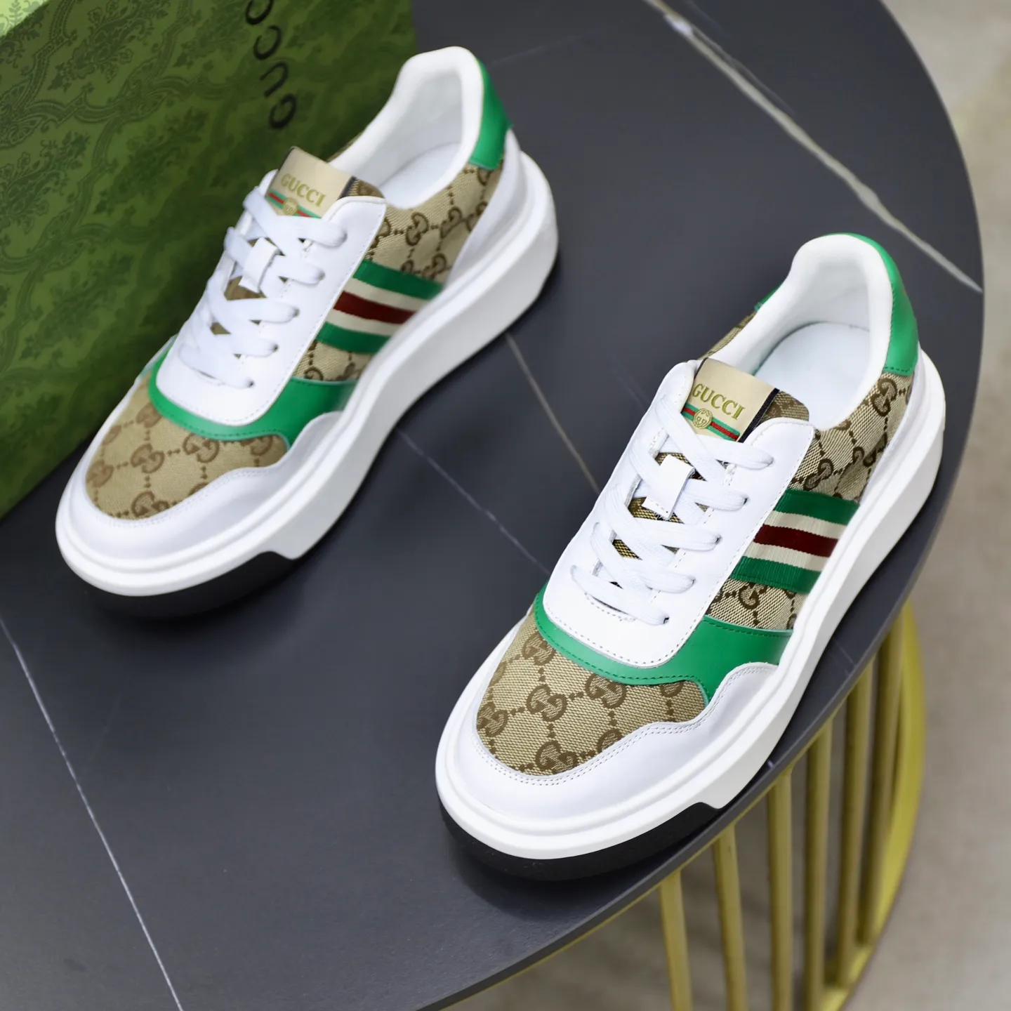 Ex-factory price: 462💰🙅‍♂️🙅‍♂️🙅‍♂️ Brand: GUCCI Standard code: 38-44 (45 customized) Grade: Same as the official website Material: Original cowhide material stitching Comfortable sheepskin lining Lightweight and wear-resistant sports outsole Style category: Men's fashionable casual shoes Running sneakers Distinguished luxury brand elements Top luxury Color: actual picture color